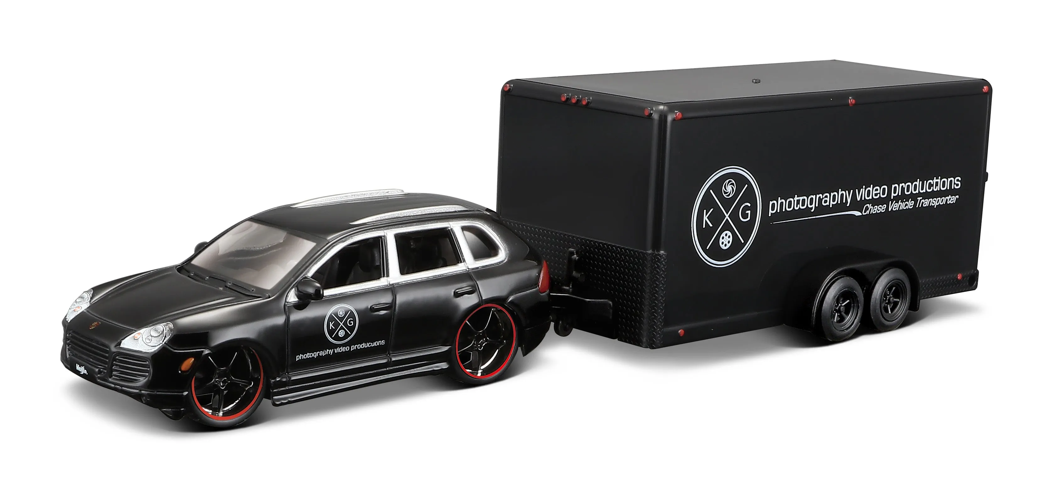 MAISTO DESIGN TOW & GO VEHICLE ASSORTED STYLES
